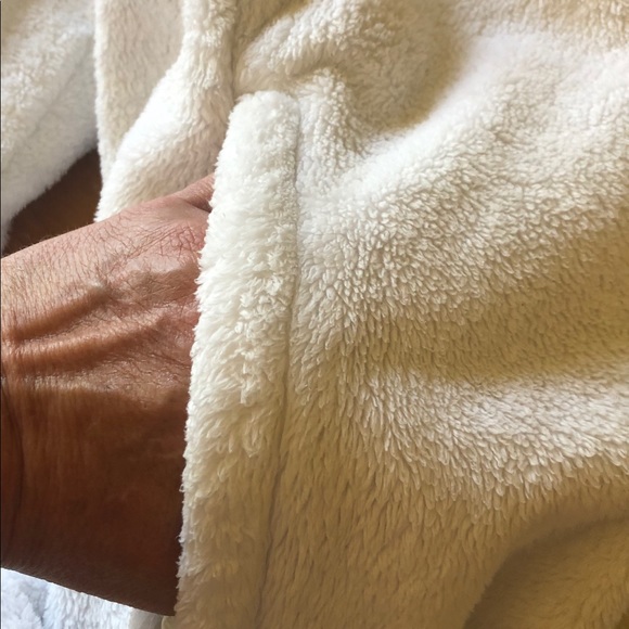 NORTH FACE Zip-up. - Picture 6 of 14